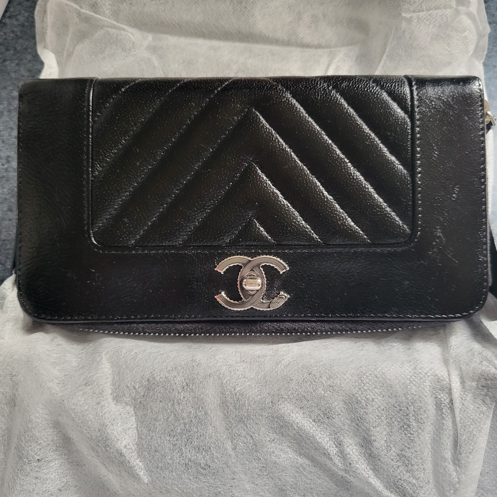 Chanel Black Caviar Wallet